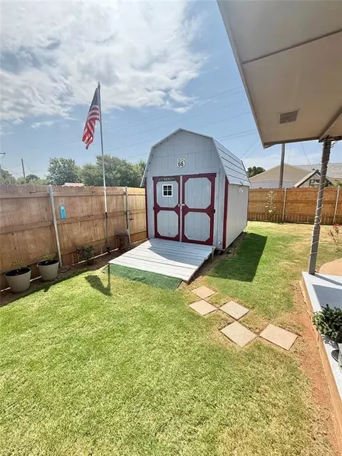 Other - 932 Hazel St, Altus, OK 73521 photo 3 of 4
