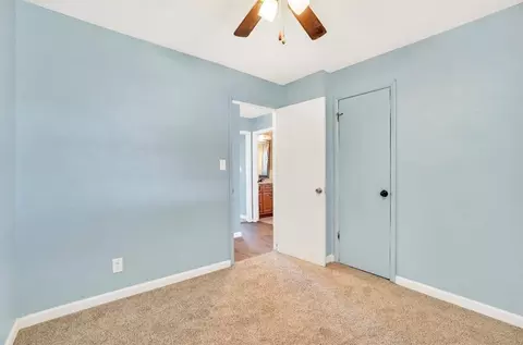 Bedroom - 932 Hazel St, Altus, OK 73521 photo 4 of 7