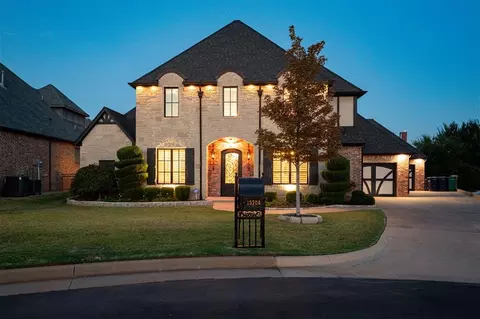 15704 James Thomas Ct, Edmond, OK 73013