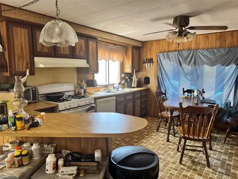 Kitchen - 340013 E 810 Rd, Tryon, OK 74875 photo 1 of 3