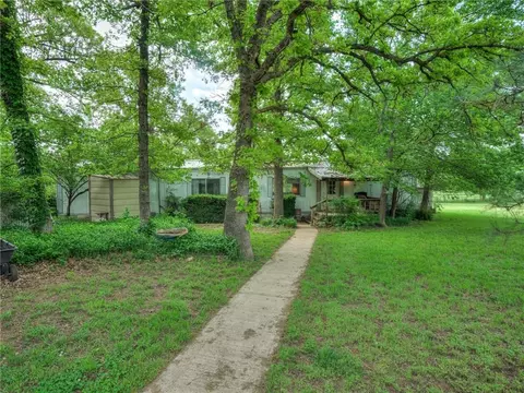 Exterior - 340013 E 810 Rd, Tryon, OK 74875 photo 2 of 19