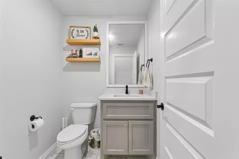 Bath - 3405 Broadmoore Dr, Moore, OK 73160 photo 4 of 5