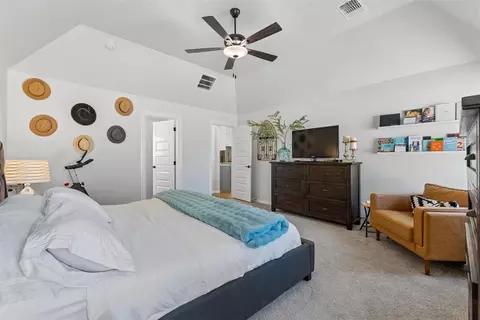 Bedroom - 3405 Broadmoore Dr, Moore, OK 73160 photo 2 of 5