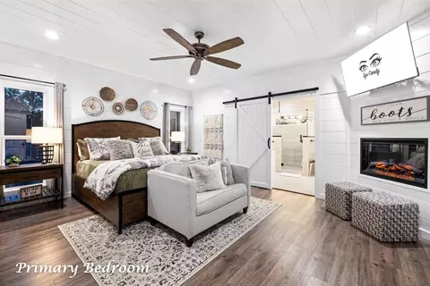 Bedroom - 156 Buttonwood Trl, Broken Bow, OK 74728 photo 1 of 2