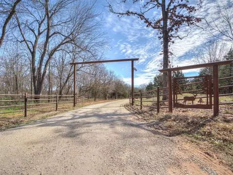 335400 E 1048 Rd, Mcloud, OK 74851 photo 3