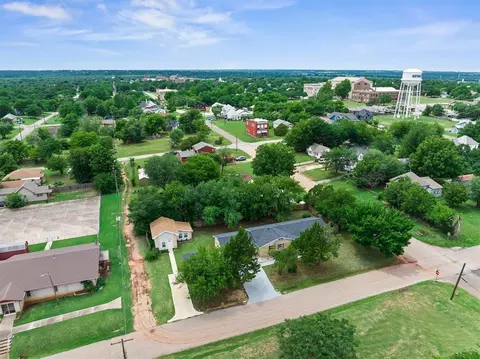 View/Area - 1223 E Vilas Ave, Guthrie, OK 73044 photo 1 of 4
