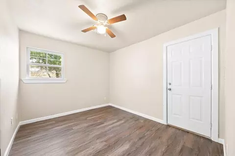 Bedroom - 1223 E Vilas Ave, Guthrie, OK 73044 photo 3 of 4