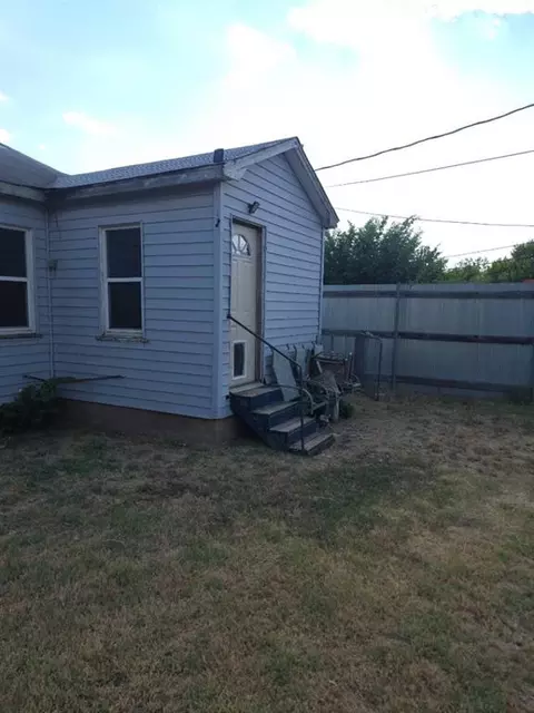 Other - 215 E Spruce Ave, Duncan, OK 73533 photo 8 of 9