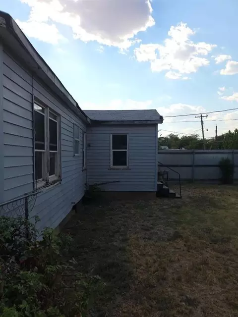 Other - 215 E Spruce Ave, Duncan, OK 73533 photo 6 of 9