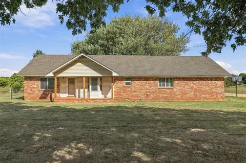 14031 N County Road 3010, Lindsay, OK 73052