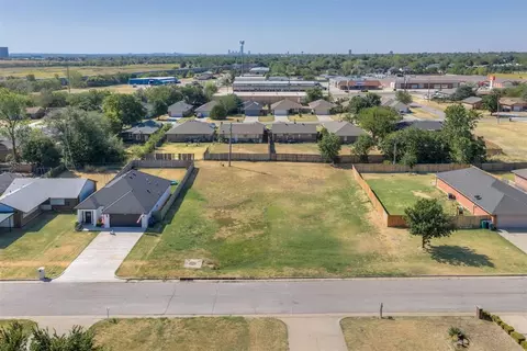 628 NW 110th St, Oklahoma City, OK 73114