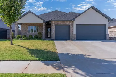 8332 NW 151st Ter, Edmond, OK 73013