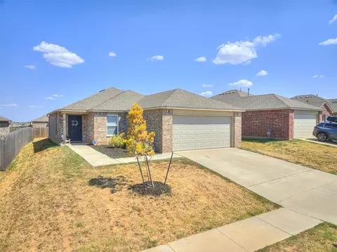 11721 NW 96th St, Yukon, OK 73099