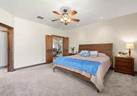 Bedroom - 7450 E Triplett Rd, Guthrie, OK 73044 photo 2 of 5