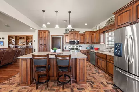 Kitchen - 7450 E Triplett Rd, Guthrie, OK 73044 photo 1 of 7