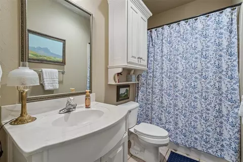 Bath - 3517 River Downs Dr, Edmond, OK 73034 photo 1 of 5