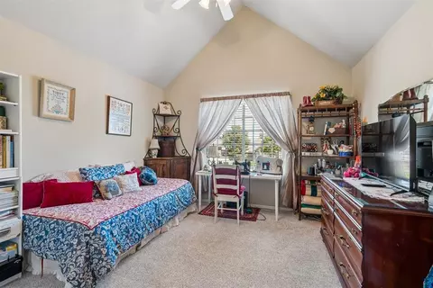 Bedroom - 3517 River Downs Dr, Edmond, OK 73034 photo 4 of 4