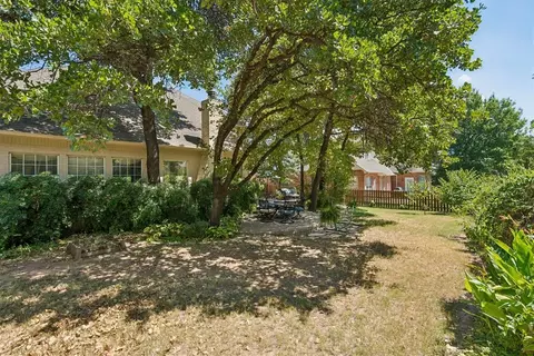Exterior - 3517 River Downs Dr, Edmond, OK 73034 photo 9 of 10
