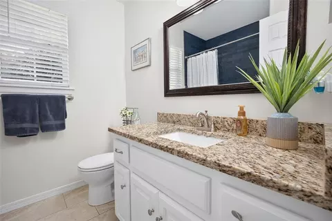 Bath - 2917 Glasgow Dr, Norman, OK 73072 photo 1 of 5