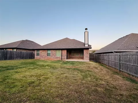 Exterior - 5401 Riverrun Ct, Arcadia, OK 73007 photo 5 of 6