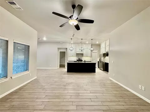 Living - 5401 Riverrun Ct, Arcadia, OK 73007 photo 1 of 8