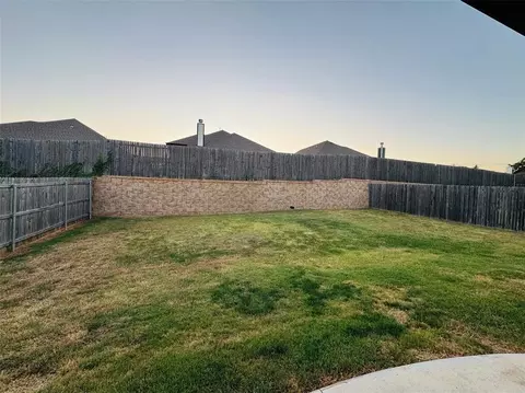 Exterior - 5401 Riverrun Ct, Arcadia, OK 73007 photo 6 of 6