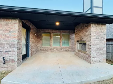 Exterior - 5401 Riverrun Ct, Arcadia, OK 73007 photo 4 of 6