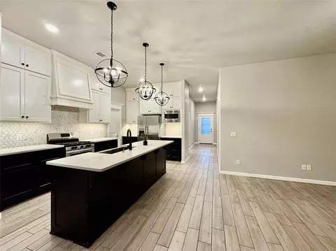 Kitchen - 5401 Riverrun Ct, Arcadia, OK 73007 photo 2 of 8