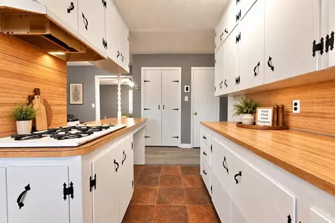 Kitchen - Undisclosed, Chickasha, OK 73018 photo 2 of 6