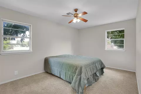 Bedroom - 117 E 4th St, Erick, OK 73645 photo 3 of 5