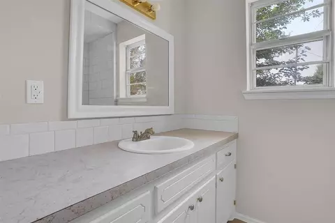 Bath - 117 E 4th St, Erick, OK 73645 photo 1 of 4