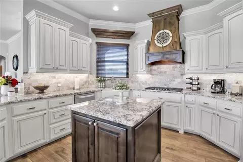 Kitchen - 7135 Buck Dr, Tuttle, OK 73089 photo 1 of 3