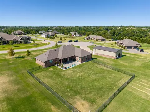 View/Area - 7135 Buck Dr, Tuttle, OK 73089 photo 4 of 9