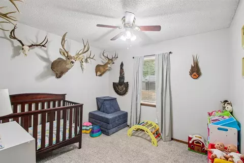 Bedroom - 509 Riverview Dr, Noble, OK 73068 photo 1 of 7