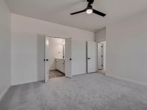 Bedroom - 5113 Brooke Rd, Tuttle, OK 73089 photo 7 of 12