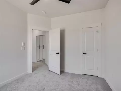 Bedroom - 5113 Brooke Rd, Tuttle, OK 73089 photo 5 of 12
