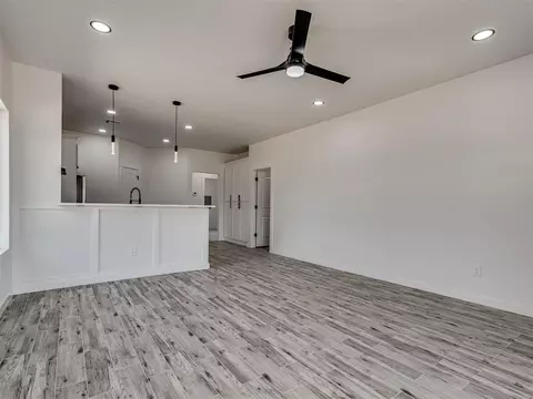 Living - 5113 Brooke Rd, Tuttle, OK 73089 photo 7 of 8