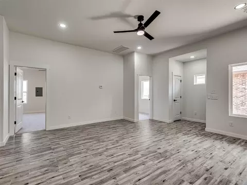 Living - 5113 Brooke Rd, Tuttle, OK 73089 photo 1 of 8