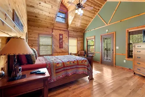 Bedroom - 281 Driftcast Rd, Broken Bow, OK 74728 photo 1 of 3