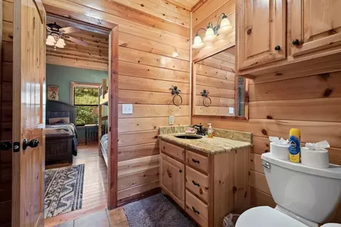 Bath - 281 Driftcast Rd, Broken Bow, OK 74728 photo 3 of 3