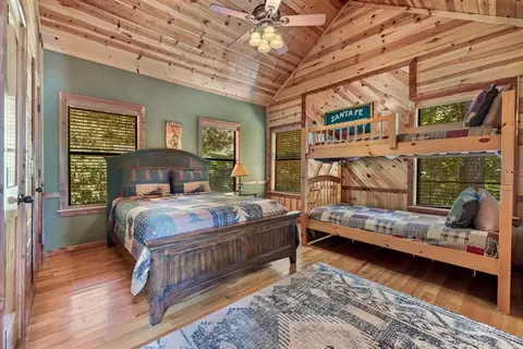 Bedroom - 281 Driftcast Rd, Broken Bow, OK 74728 photo 3 of 3