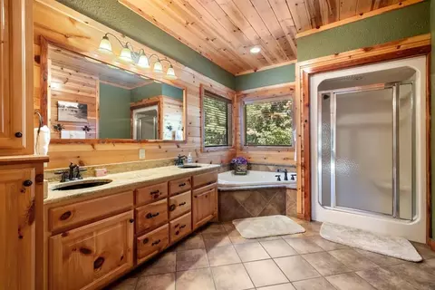 Bath - 281 Driftcast Rd, Broken Bow, OK 74728 photo 1 of 3
