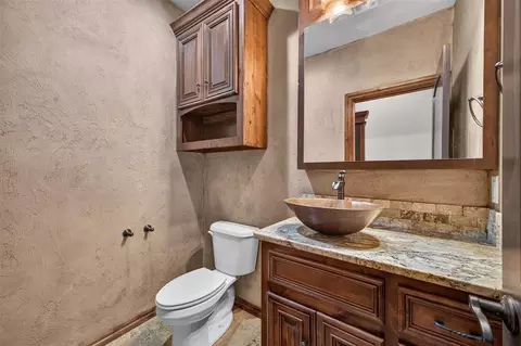 Bath - 608 Edgewood Rd St, Canute, OK 73626 photo 8 of 8