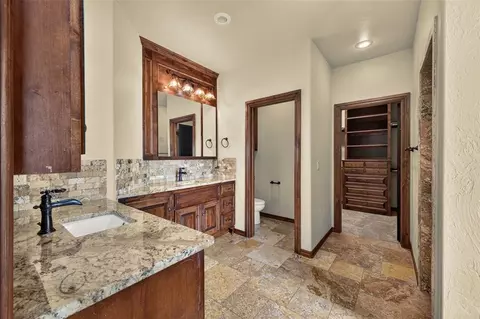 Bath - 608 Edgewood Rd St, Canute, OK 73626 photo 1 of 8