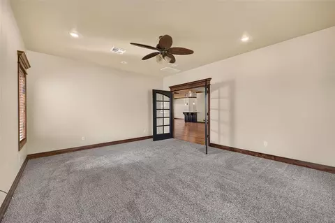 Living - 608 Edgewood Rd St, Canute, OK 73626 photo 10 of 10