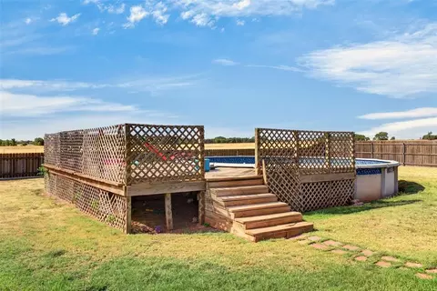 Exterior - 608 Edgewood Rd St, Canute, OK 73626 photo 6 of 6