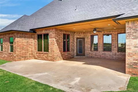 Exterior - 608 Edgewood Rd St, Canute, OK 73626 photo 5 of 6