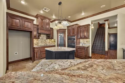 Kitchen - 608 Edgewood Rd St, Canute, OK 73626 photo 4 of 4