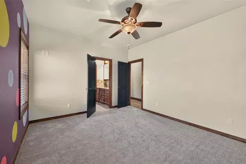 Bedroom - 608 Edgewood Rd St, Canute, OK 73626 photo 5 of 7