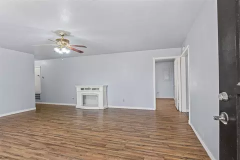 Living - 21201 Montgomery Dr, Mcloud, OK 74851 photo 1 of 6